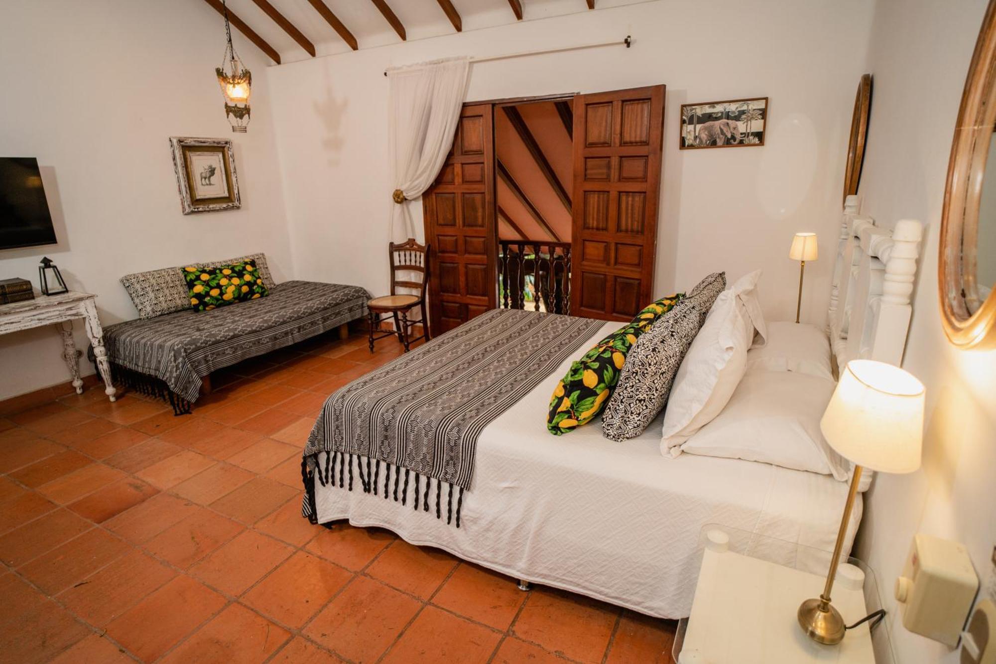 Hotel Boutique Al Alma Санта Фе де Антиокия Екстериор снимка