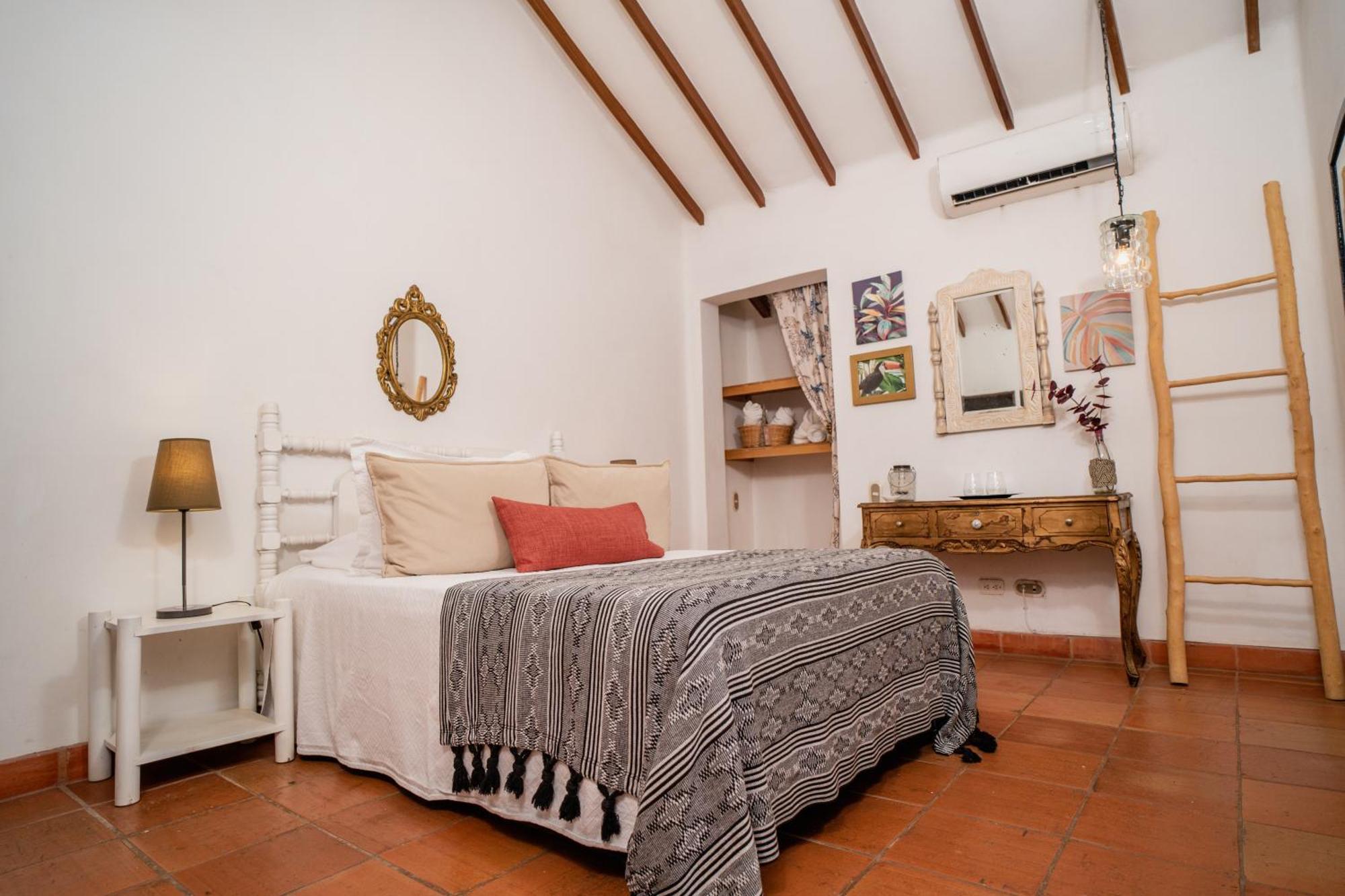 Hotel Boutique Al Alma Санта Фе де Антиокия Екстериор снимка